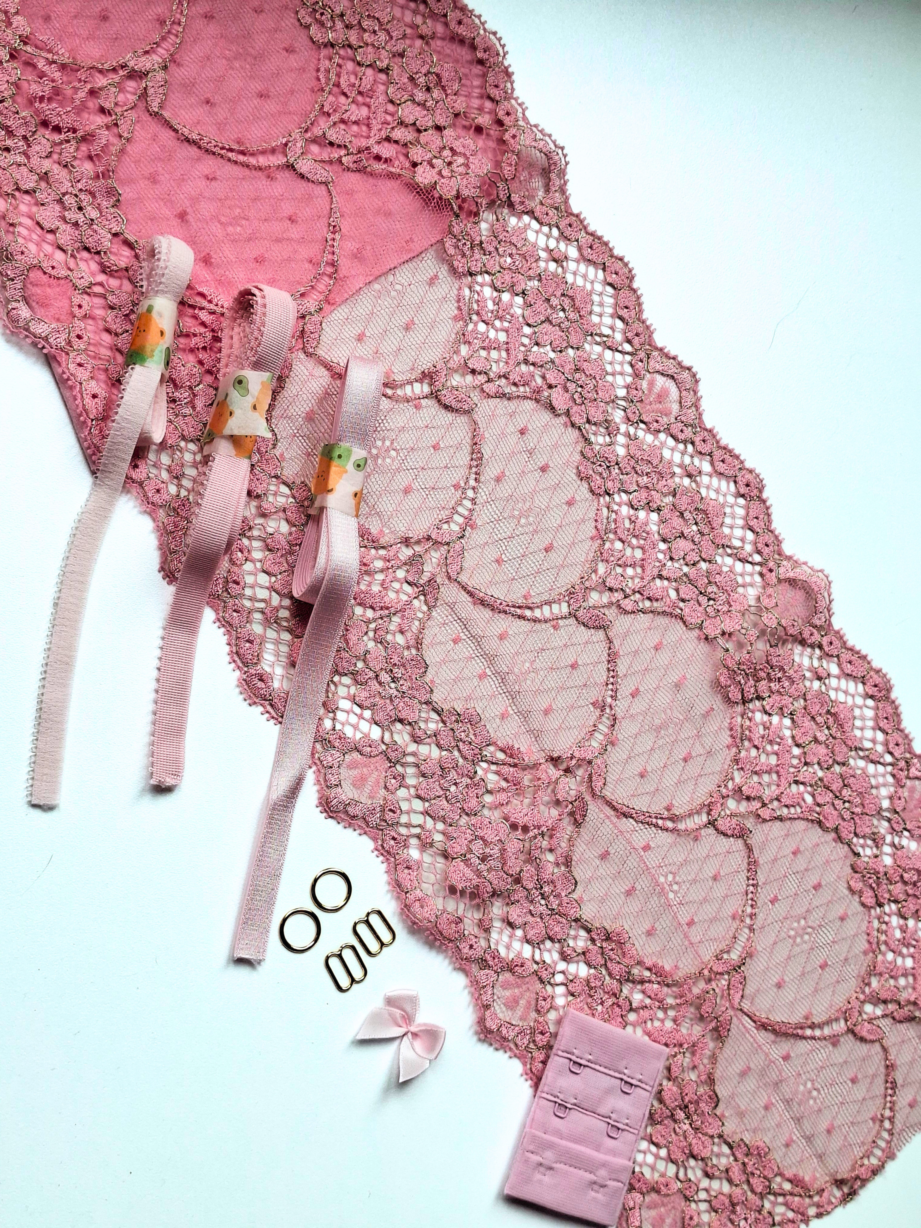 Kit Couture Lingerie - Dentelle Rose